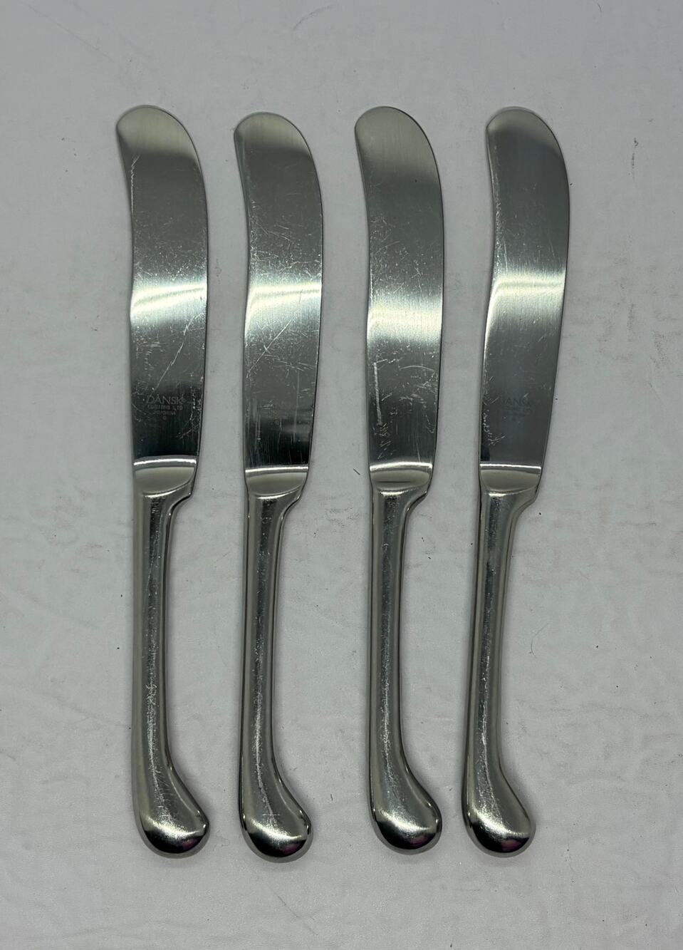 MCM Vintage Dansk Kobenhavn Lot of 4 Dinner Knives JHQ/China Stainless Flatware